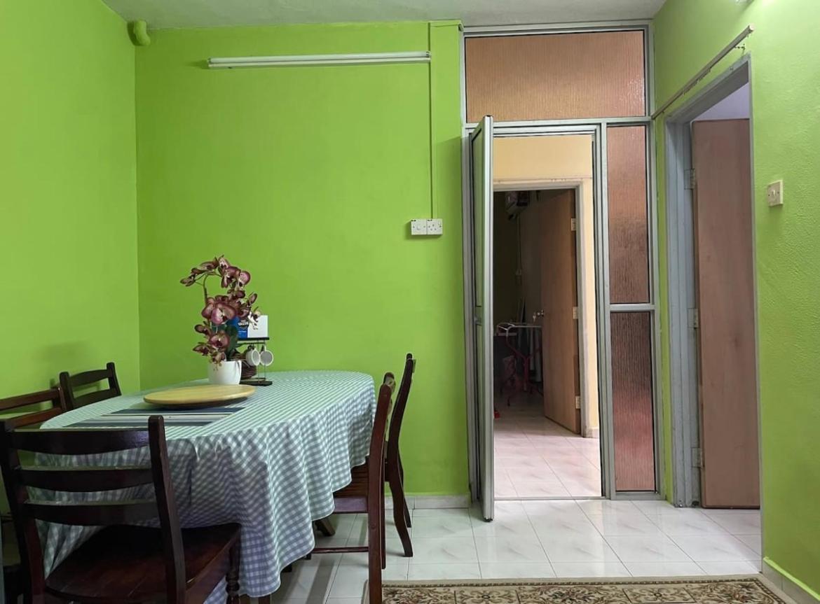 Homestaymuslim Di Teluk Intan Zewnętrze zdjęcie